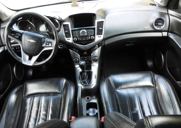 Chevrolet Cruze cena 27900 przebieg: 180000, rok produkcji 2013 z Kościerzyna małe 529